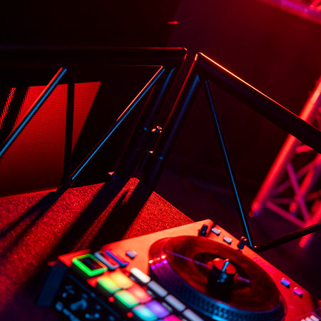Plugger - Event Stage (Black)