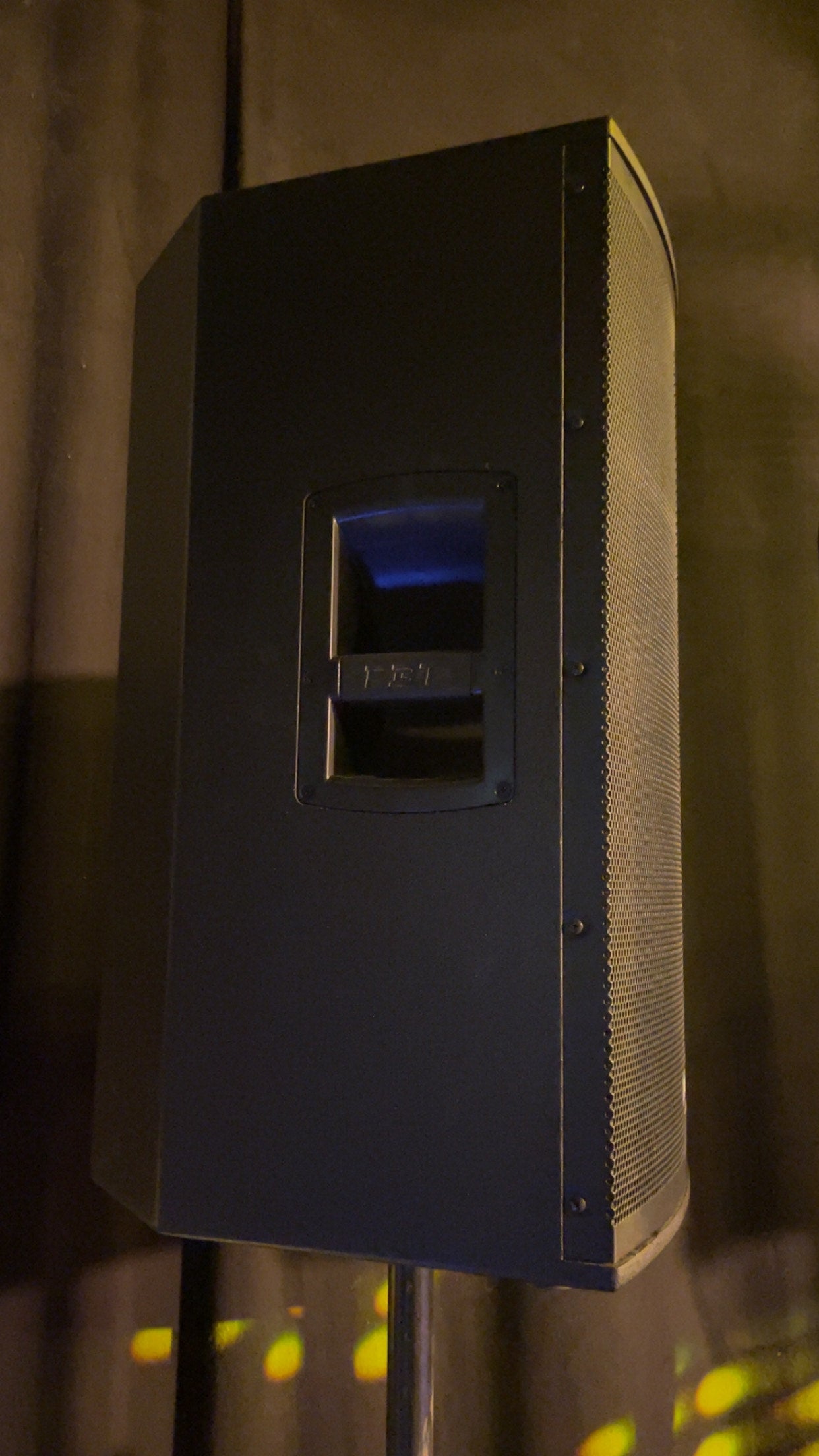 FBT - X-Pro 115A EXPO + housse offerte